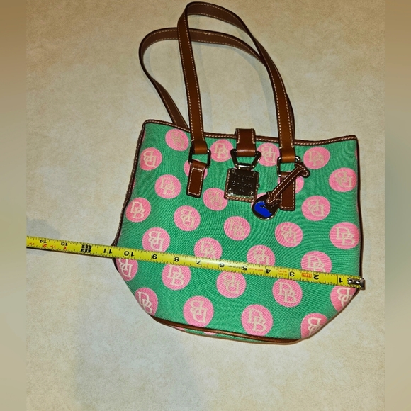 DOONEY  & BOURKE  Vintage ✨️ green and pink shoulder bag - Picture 8 of 9